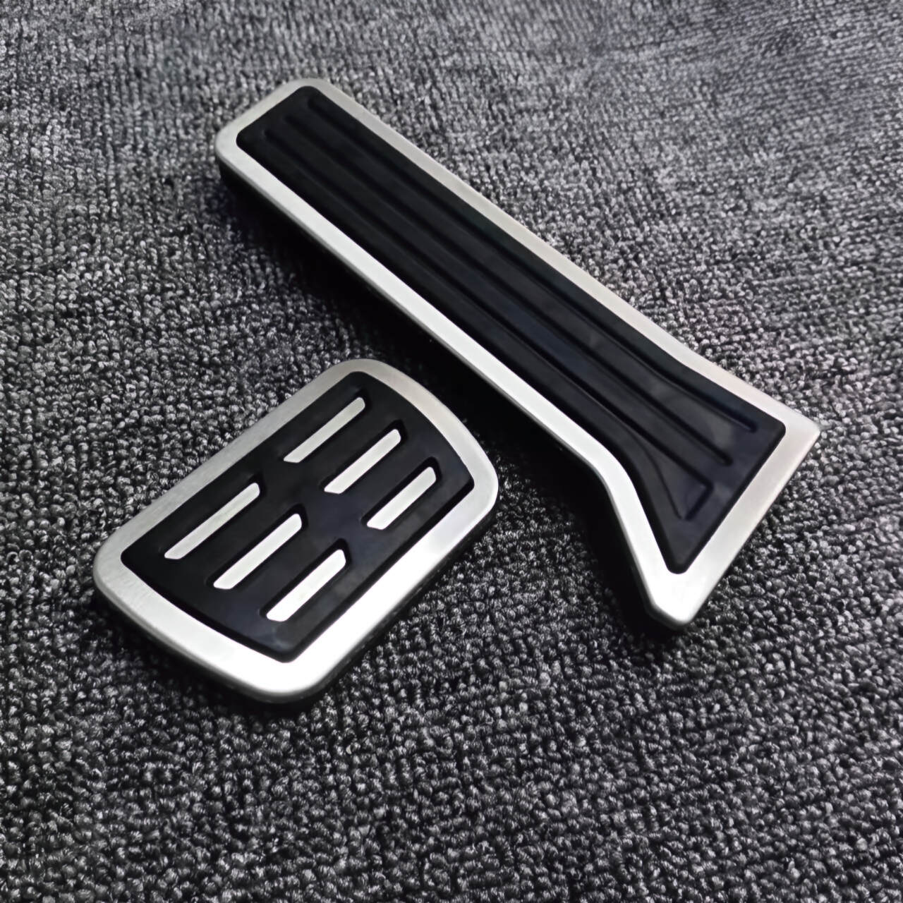 XPENG G6  Non-Slip Accelerator Brake Foot Rest Pedal Extenders