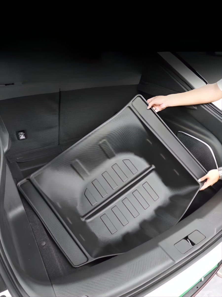 Xpeng M03  Lower trunk storage box